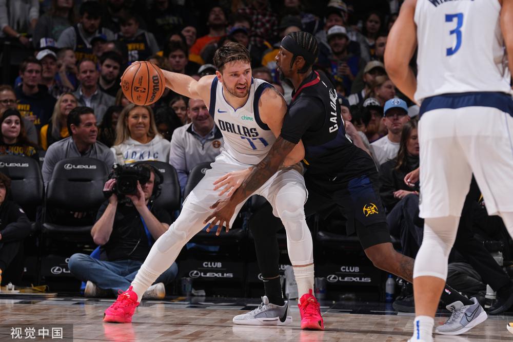 国足可以从 国足可以从