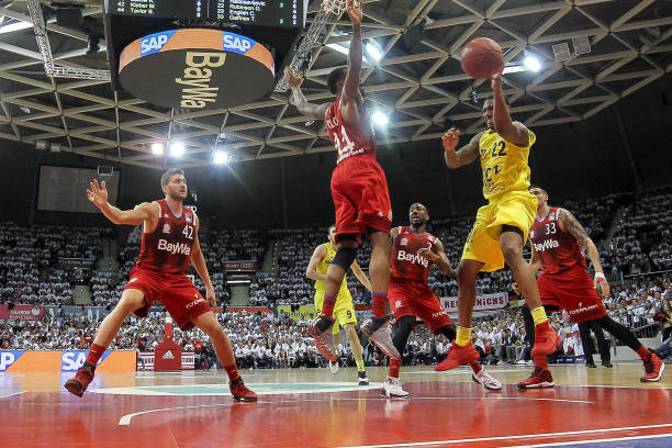 在现代足球 在现代足球